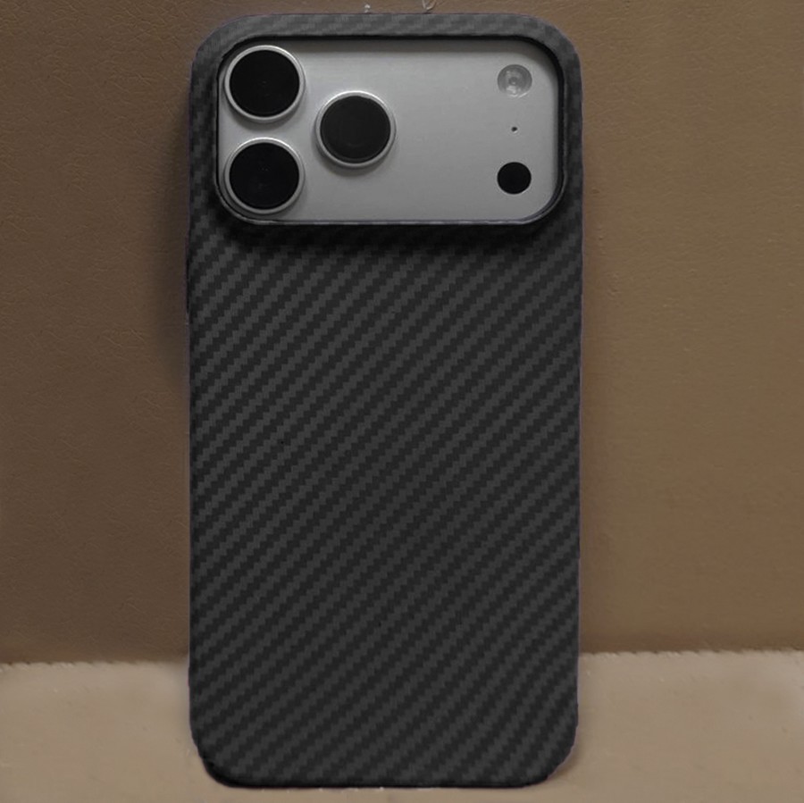 ���������� ��� ������� �����: ����������� �������� Gabbeen Carbon � Magsafe Magnetic ��� Apple iPhone 17 Pro Max/18 Pro Max ������