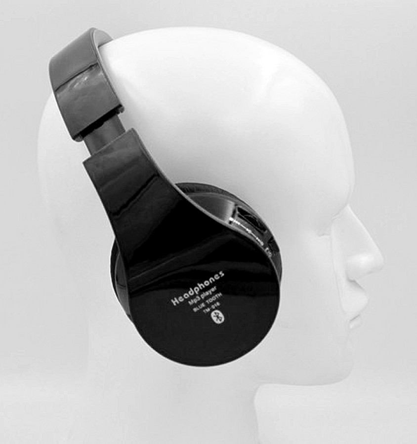 Аксессуары для сотовых оптом: Bluetooth наушники TM-016 черный